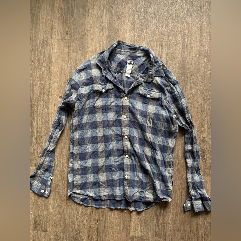 Patagonia Navy and Beige Plaid Shirt